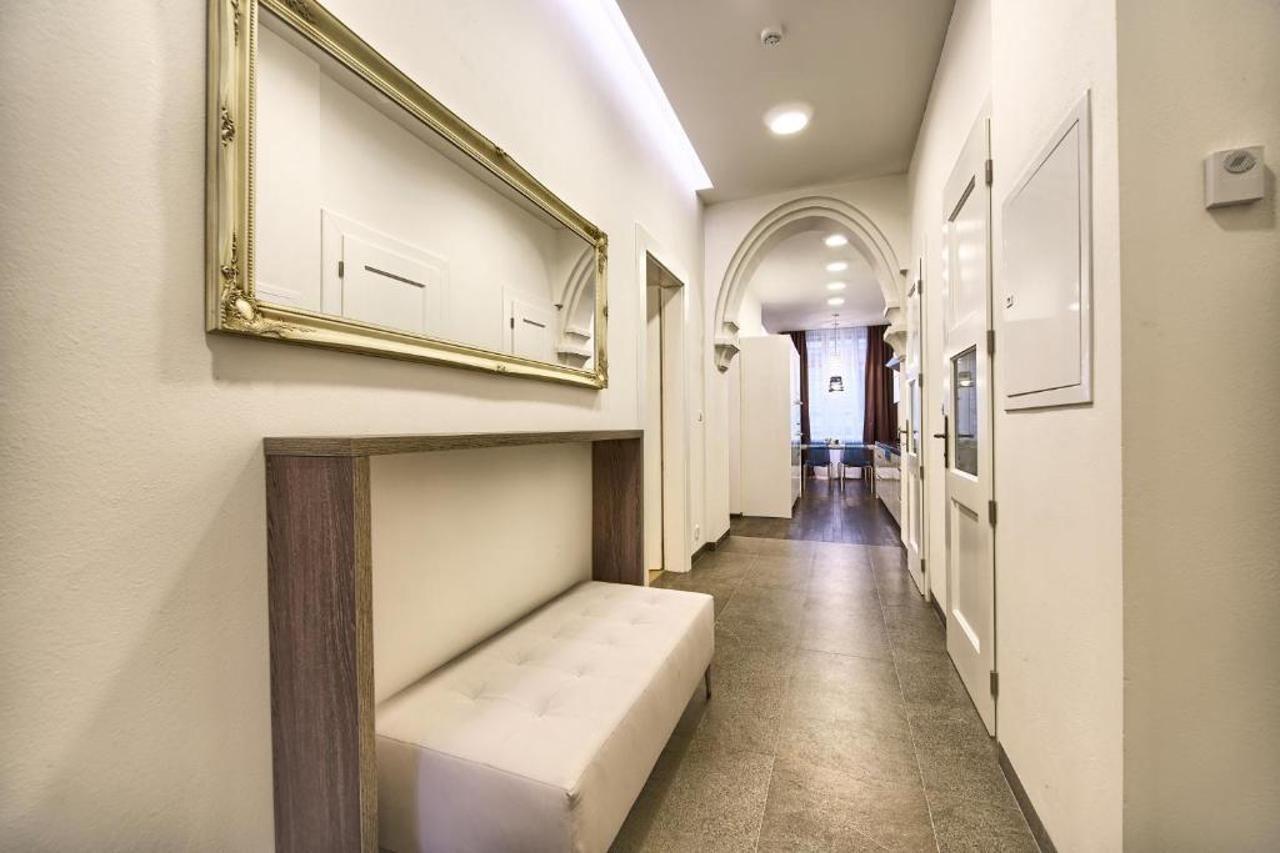 Krizovnicka Apartment Прага Екстериор снимка