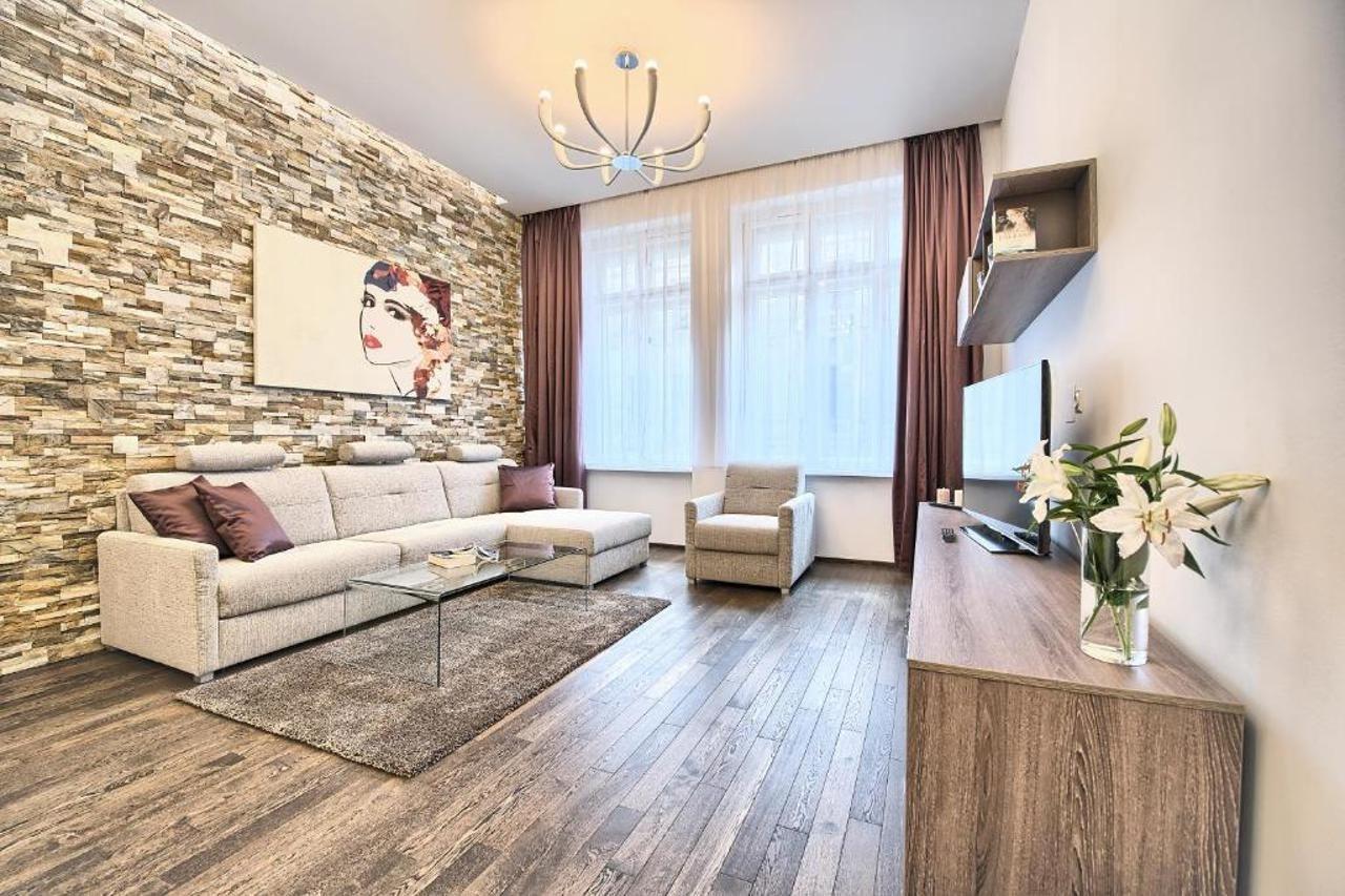 Krizovnicka Apartment Прага Екстериор снимка